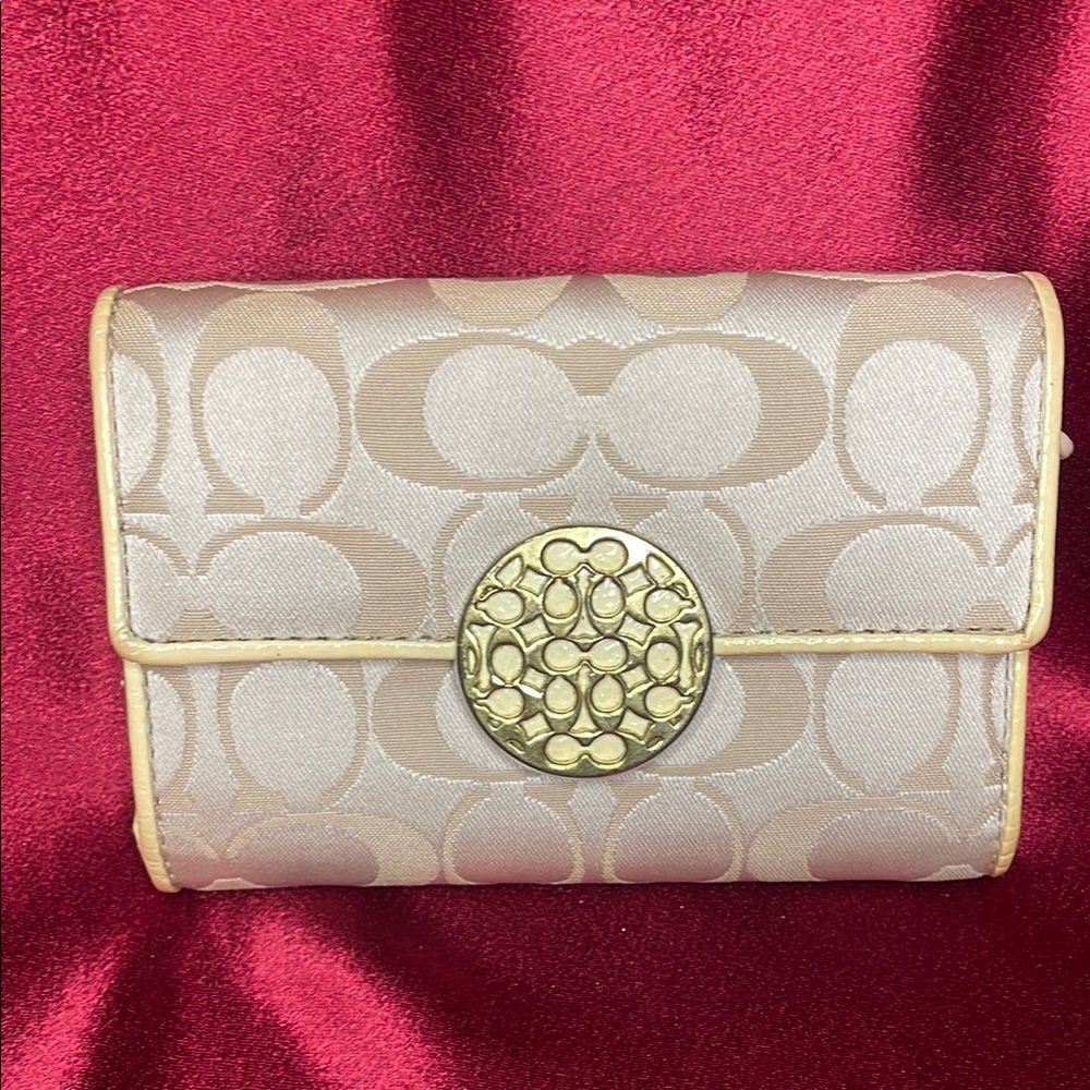 Coach signature logo trifold snap Beige Wallet